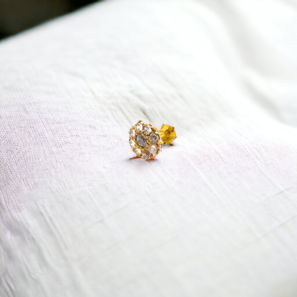 9ct Gold 9 Stone Flower Nose Stud