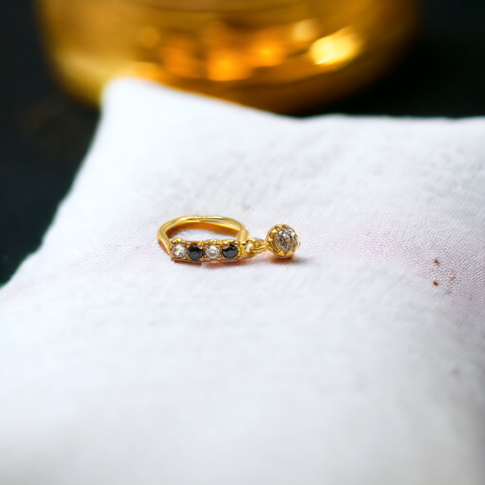 9ct Black and White Stone Nose Ring